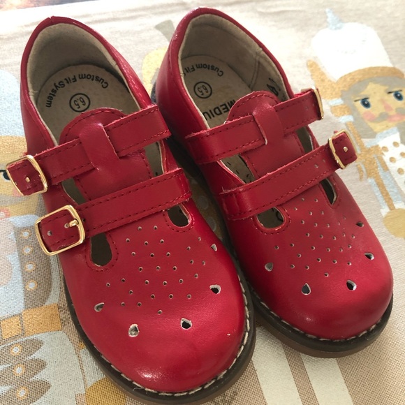 FootMates Other - Footmates Danielle Double Strap Shoe Toddler 6.5